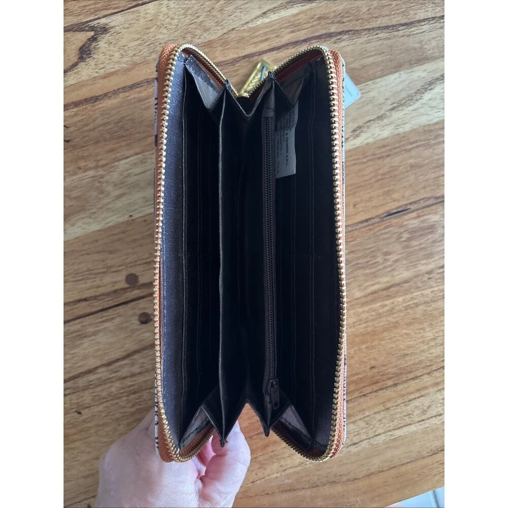 Venetian Italian Zip Wallet With Tags